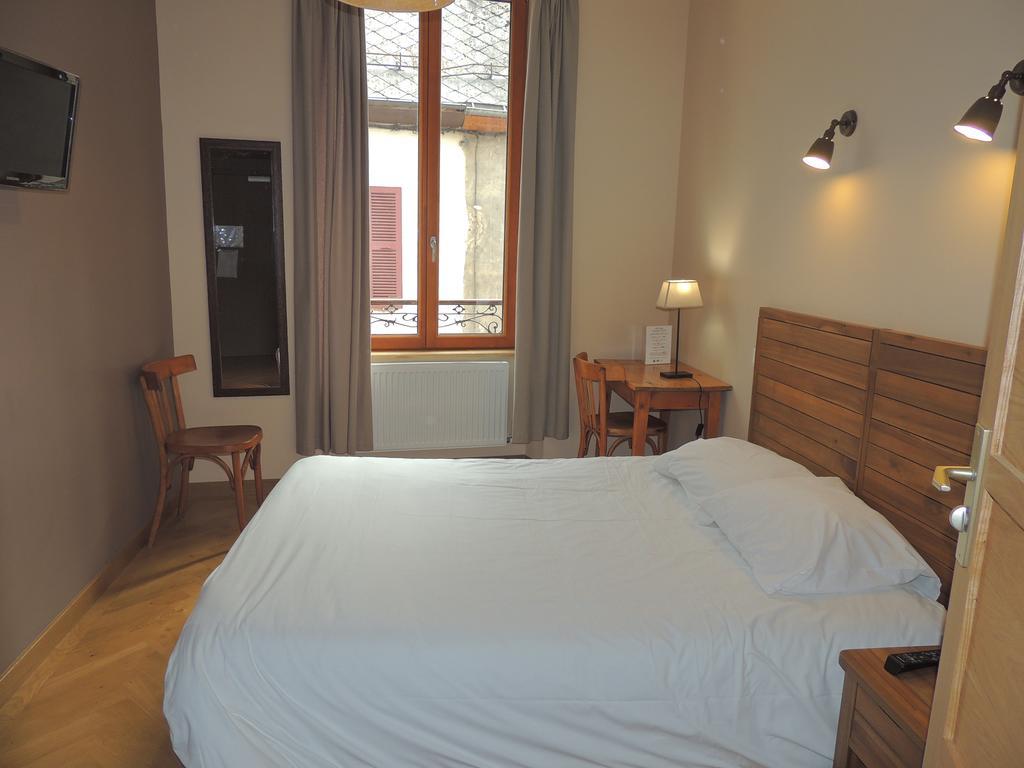 Hotel Des Alpes Le Bourg-dʼOisans Pokoj fotografie