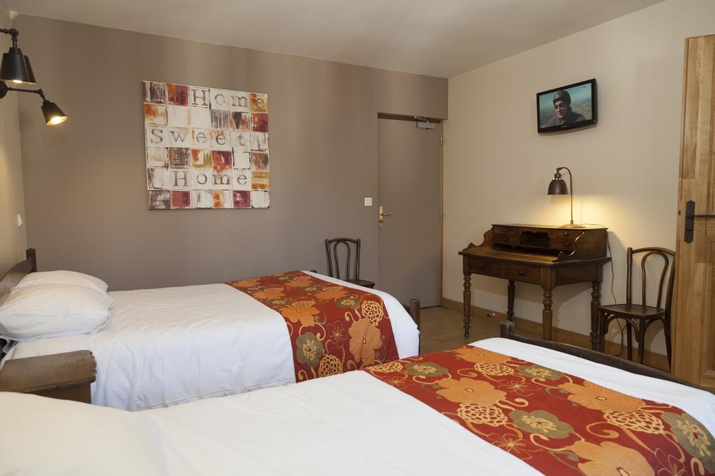 Hotel Des Alpes Le Bourg-dʼOisans Pokoj fotografie