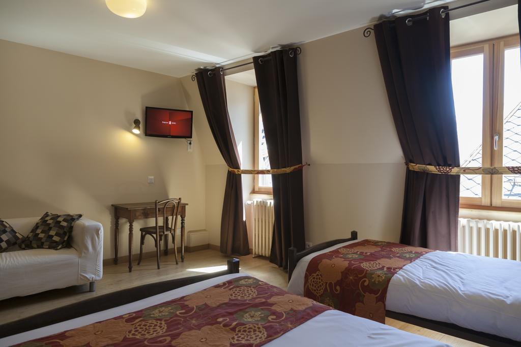 Hotel Des Alpes Le Bourg-dʼOisans Pokoj fotografie